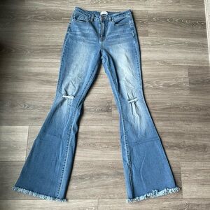 YMI Fringed bootcut ripped jeans size 29/9